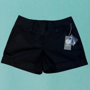 NWT Vince Camuto Cuffed Shorts, Size 0
